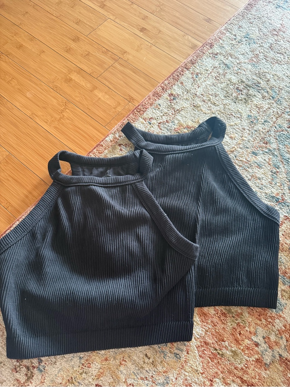 (Two!) Superchill Seamless High Neck Bra Top
XXL
